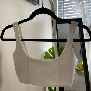 Pretty Little Thing Crop top